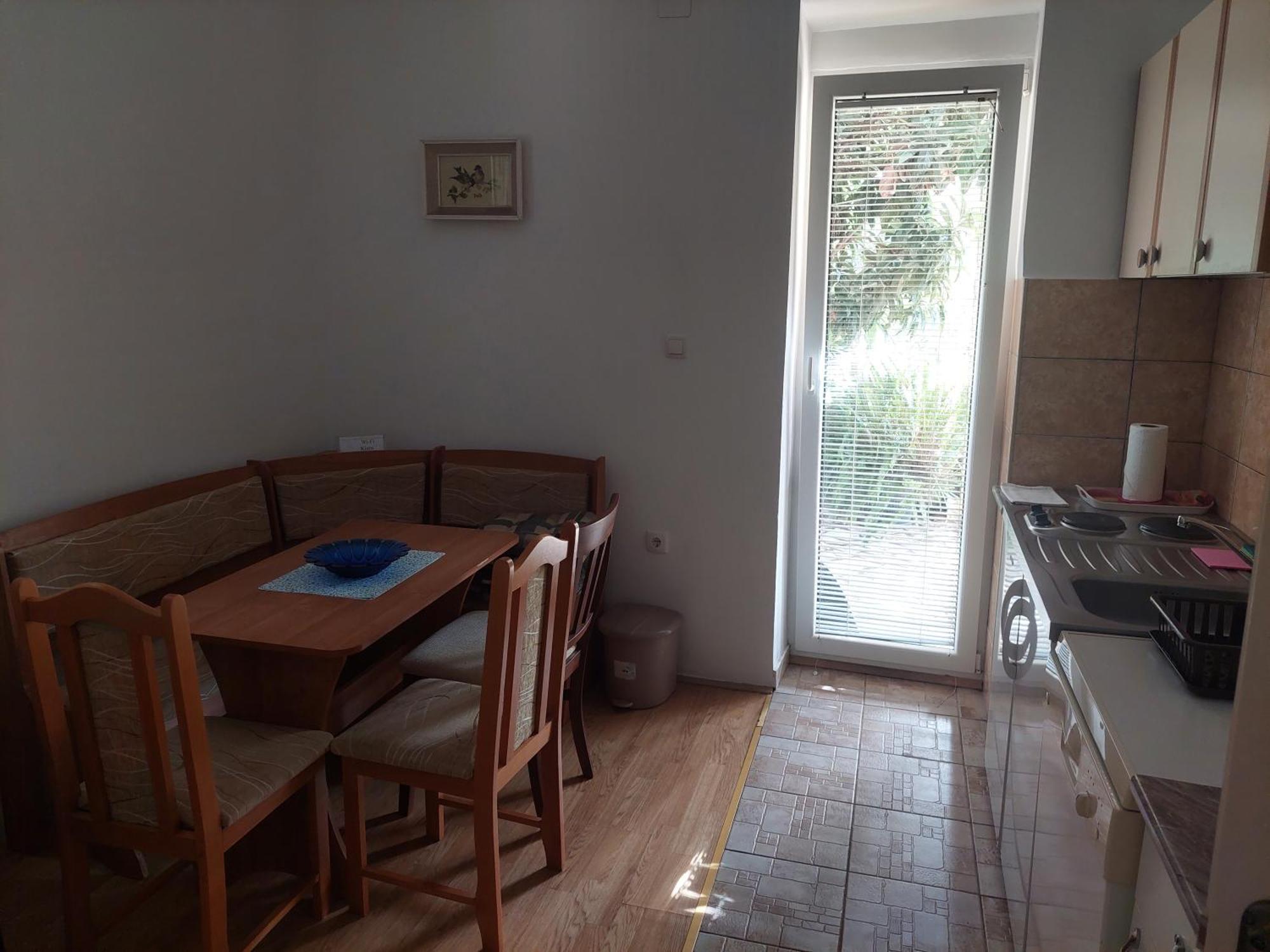 Kjara Apartments Tivat Exterior photo