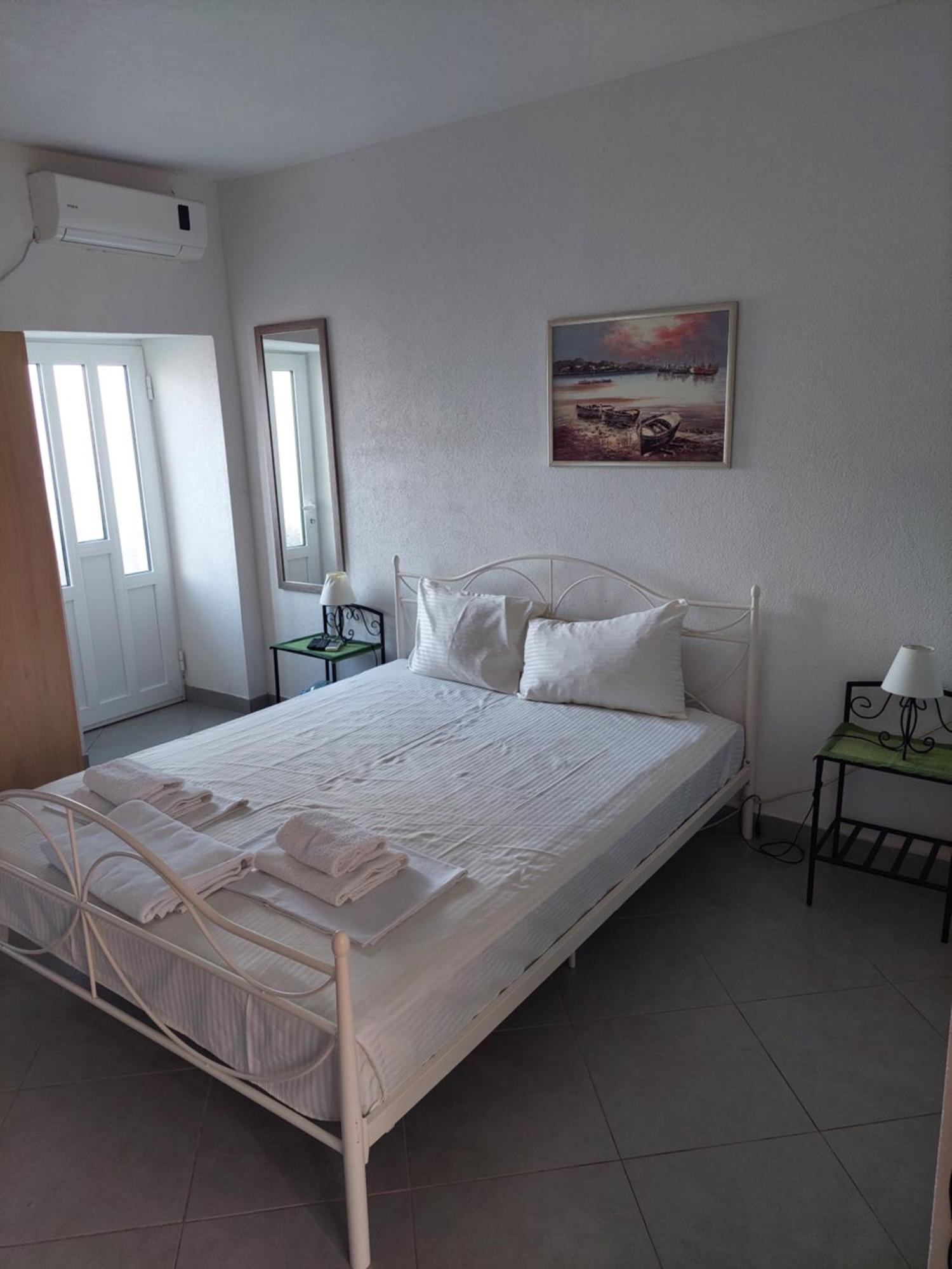 Kjara Apartments Tivat Exterior photo
